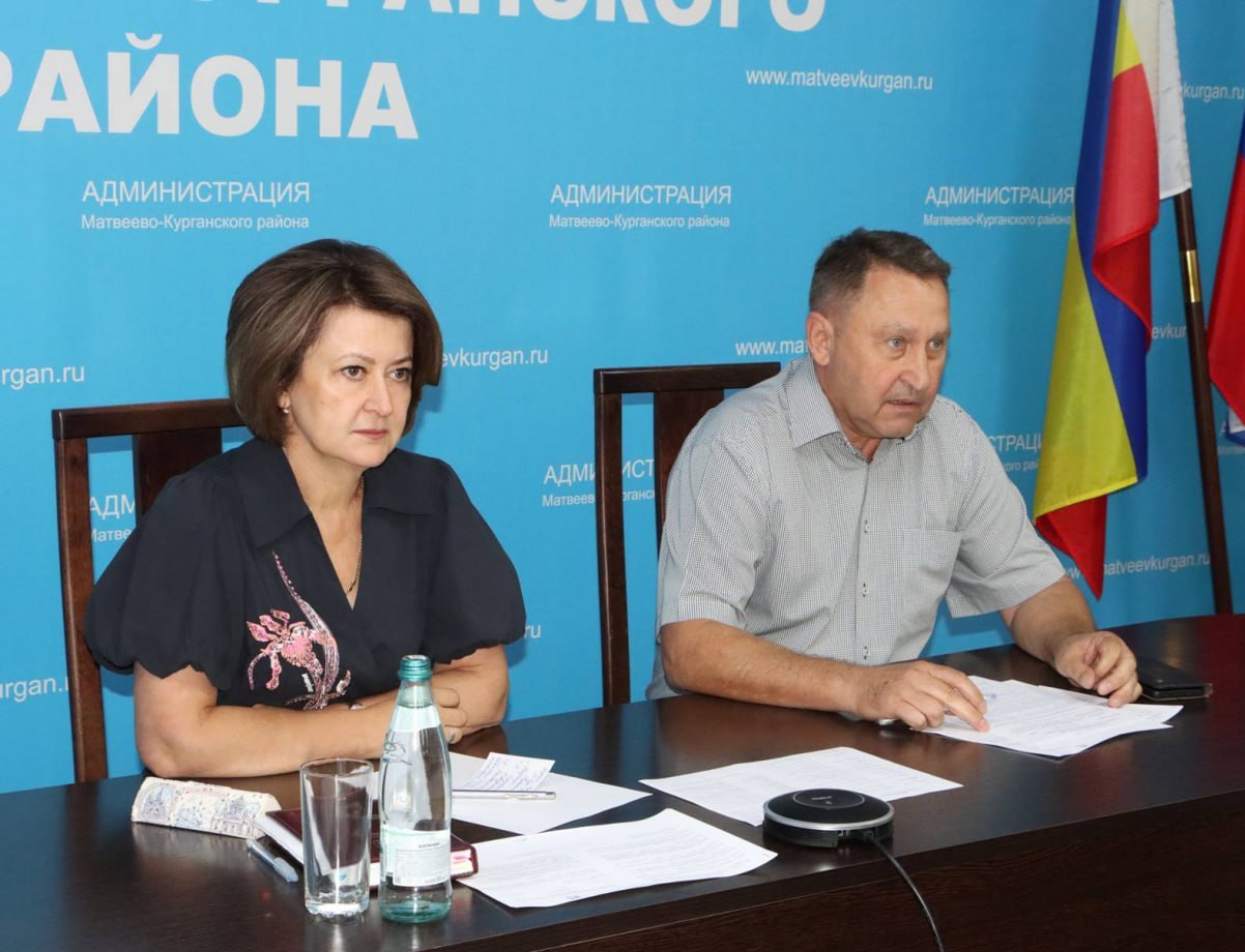 Заседание Собрания депутатов Матвеево-Курганского района